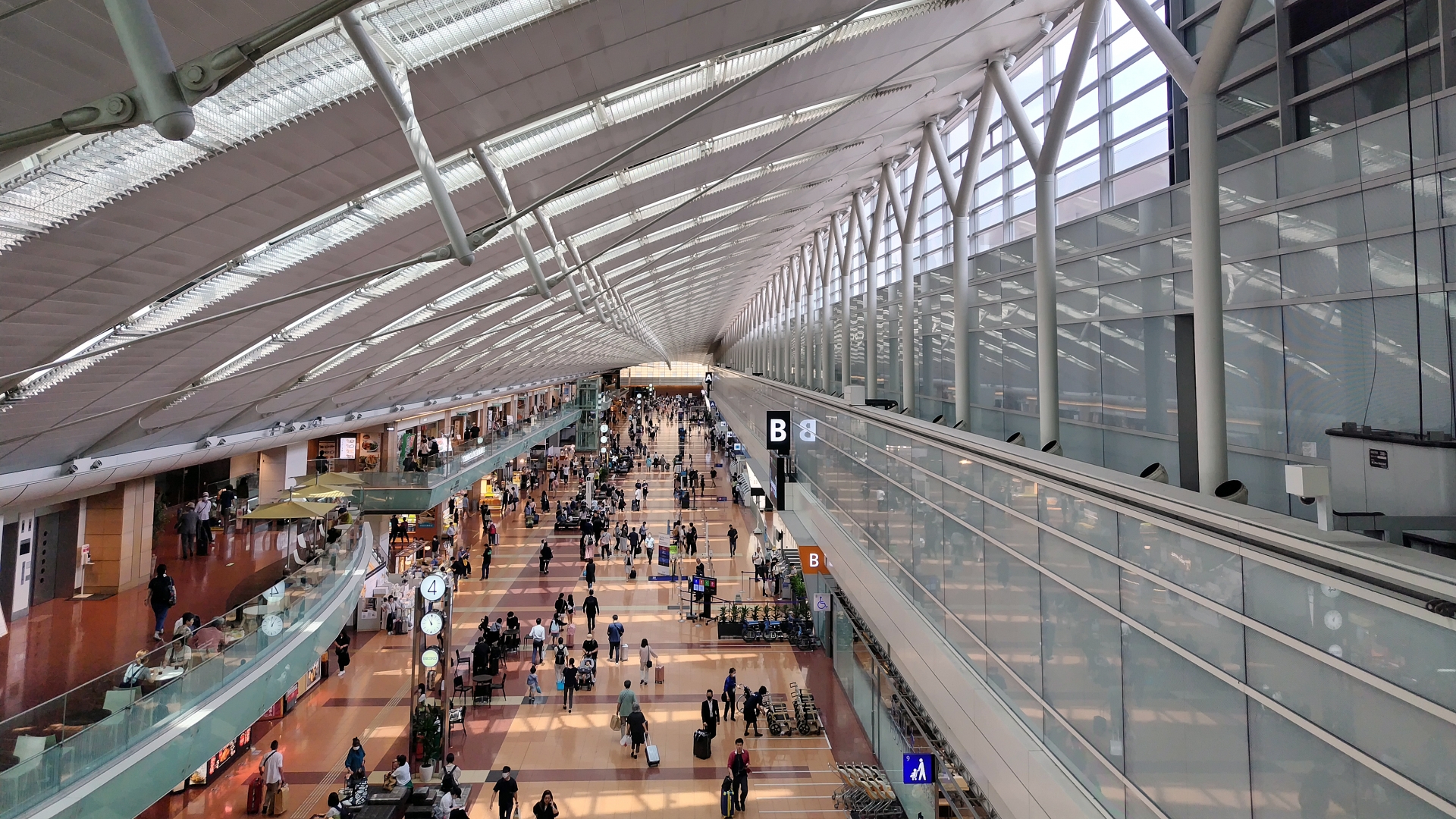 羽田空港の国内線ターミナル